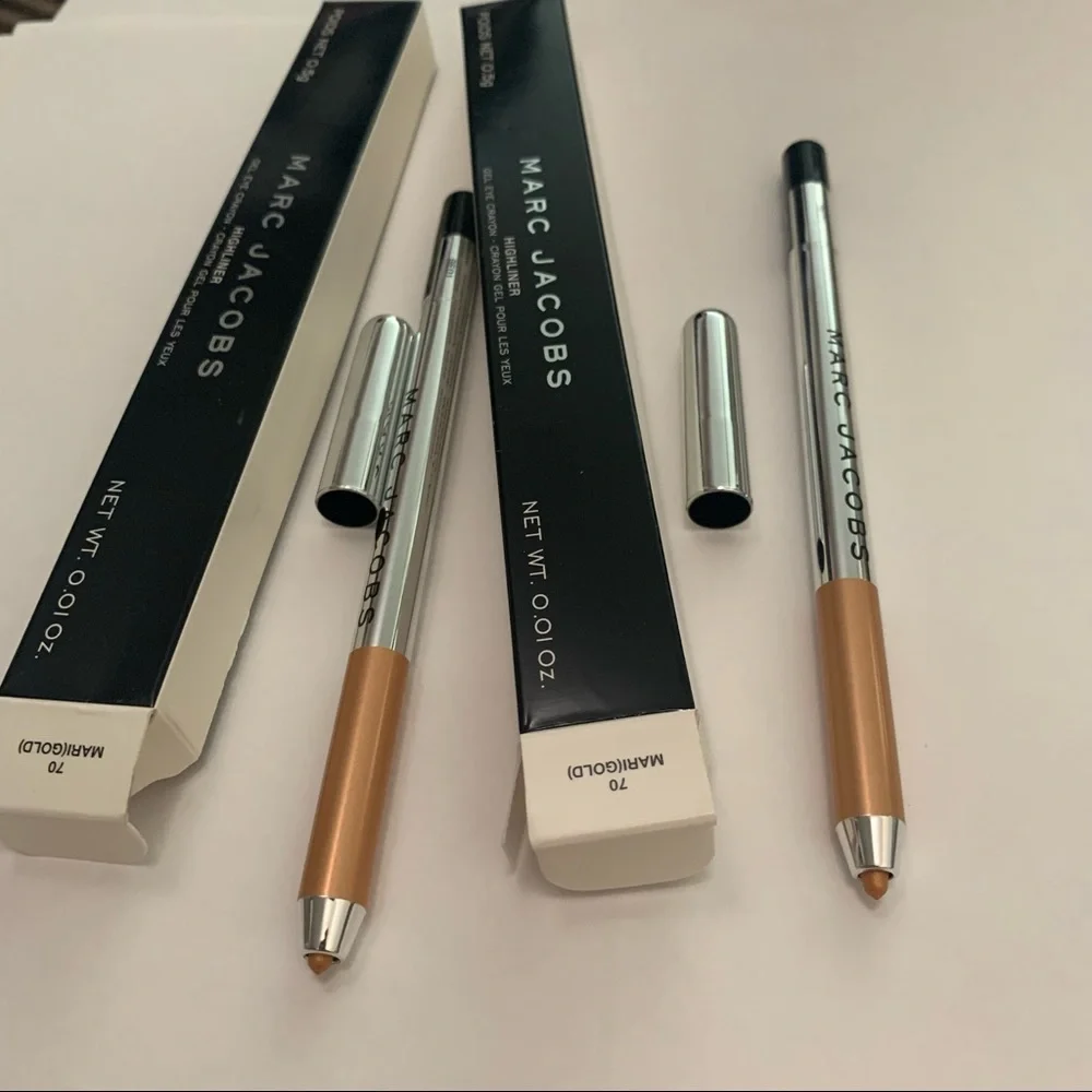 Marc Jacobs pieces discontinued